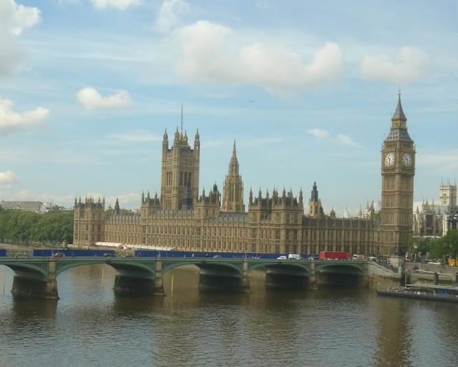 Houses of Parliament n Big Ben