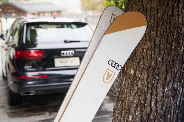 Le skieur de légende Candide Thovex et Audi quattro joignent de nouveau leurs forces pour une collaboration vidéo hors norme #SkiTheWorld 8b8ed5e9ab1d3f38225d