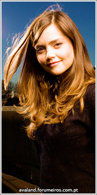 Jenna Louise Coleman 18484286_gW9El