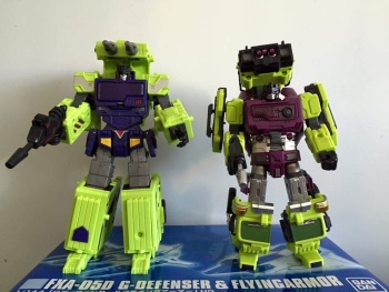 [Toyworld] Produit Tiers - Jouet TW-C Constructor aka Devastator/Dévastateur (Version vert G1 et jaune G2) - Page 5 2wQitL4x