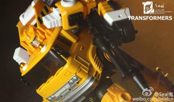 [Masterpiece Tiers] MAKETOYS MTRM-05 WRESTLE aka GRAPPLE - Sortie Debut 2016 - Page 4 30vUfrv1