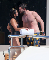 Nina Dobrev and Asustin Stowell enjoy the ocean off the cost the French Riviera (July 26) 6JEx0Teh