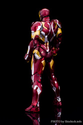 The Avengers (S.H. Figuarts) - Page 4 6Jkb0O9z