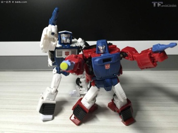 [Masterpiece Tiers] X-TRANSBOTS MM-VI BOOST aka WINDCHARGER - Sortie Fevrier 2016 - Page 3 76zi42q5