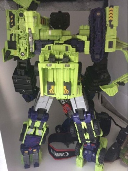 [Combiners Tiers] TOYWORLD TW-C CONSTRUCTOR aka DEVASTATOR - Sortie 2016 - Page 9 G4MxgTPu