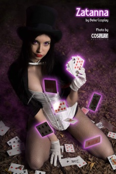 Cosplays Go ! - Page 39 LE1V72Zo