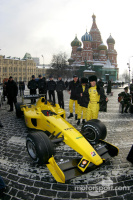 Launches of F1 cars - Page 4 PBZ0yhPm