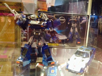 [Masterpiece Takara Tomy] MP-18B BLUESTREAK Diaclone - Sortie Aout 2015 RJJr5new