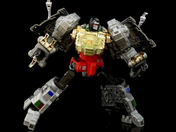 [Combiners Tiers] G-CREATIONS SHURAKING aka COMBINER DINOBOT - Sortie 2015-2016 - Page 4 DqDck7ZU