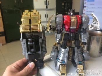 [Combiners Tiers] G-CREATIONS SHURAKING aka COMBINER DINOBOT - Sortie 2015-2016 - Page 2 LHH6kPhc