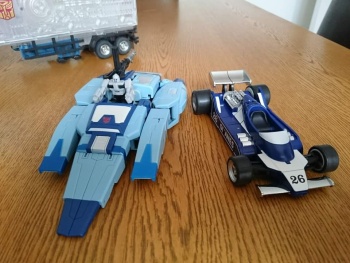 [Unique Toys] Produit Tiers - Jouet Y-02 Buzzing - aka Blurr/Brouillo LpueSQHr