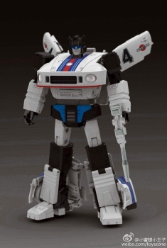 [Masterpiece Tiers] TNR TR-01 HOVA aka JAZZ - Sortie Fin 2015 O7zyu2Dm