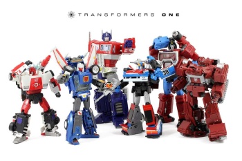 [Masterpiece] MP-25 Tracks/Le Sillage (bleu) ― MP-25L LoudPedal/Tapageur (noir) ― MP-26 Road Rage/Rageuse (rouge) - Page 5 QoGdfIgR