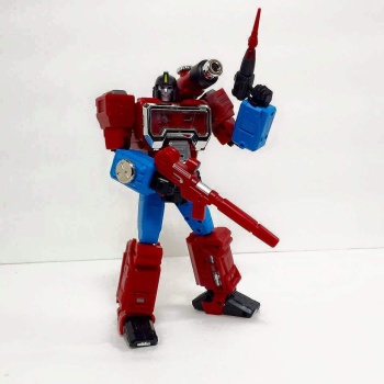 [Masterpiece Tiers] FANSTOYS FT-09 TESLA aka PERCEPTOR - Sortie Juin 2015 - Page 2 RpyPEC2h