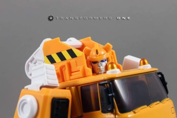 [Masterpiece Tiers] MAKETOYS MTRM-05 WRESTLE aka GRAPPLE - Sortie Debut 2016 - Page 3 SoS9huuT