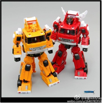 [Maketoys] Produit Tiers - MTRM-03 Hellfire (aka Inferno) et MTRM-05 Wrestle (aka Grapple/Grappin) - Page 3 VNEU559C