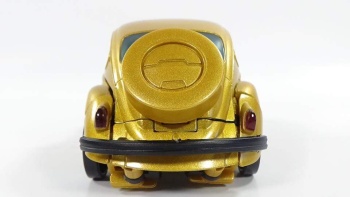 [Masterpiece Takara Tomy] MP-21G BUMBLEBEE G2 - Sortie Juillet 2015 - Page 2 WPLSyYkk