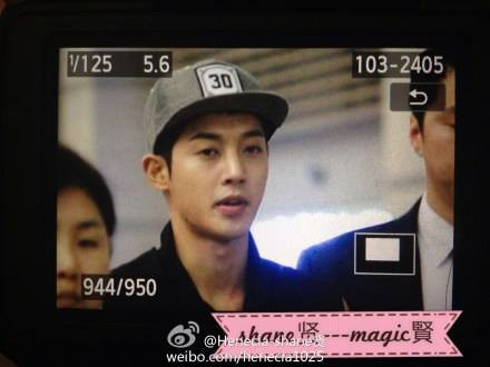 {صور} Kim Hyun Joong في مطار Inchon مغادر الى China في 9/5 806293930