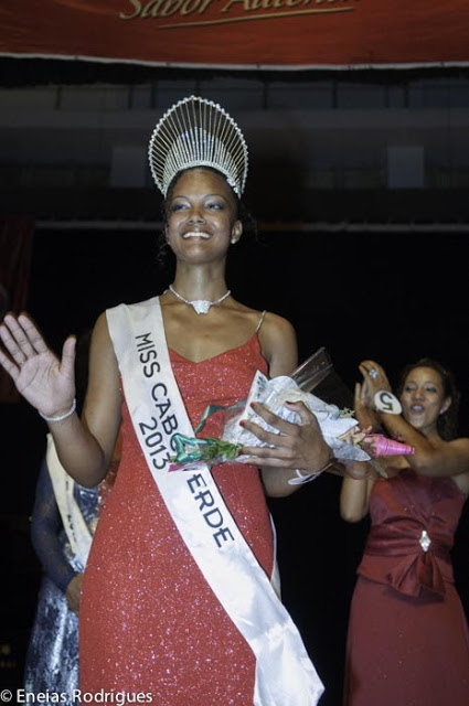 Cristina Spencer was crowned Miss Cabo Verde 2013 Cb