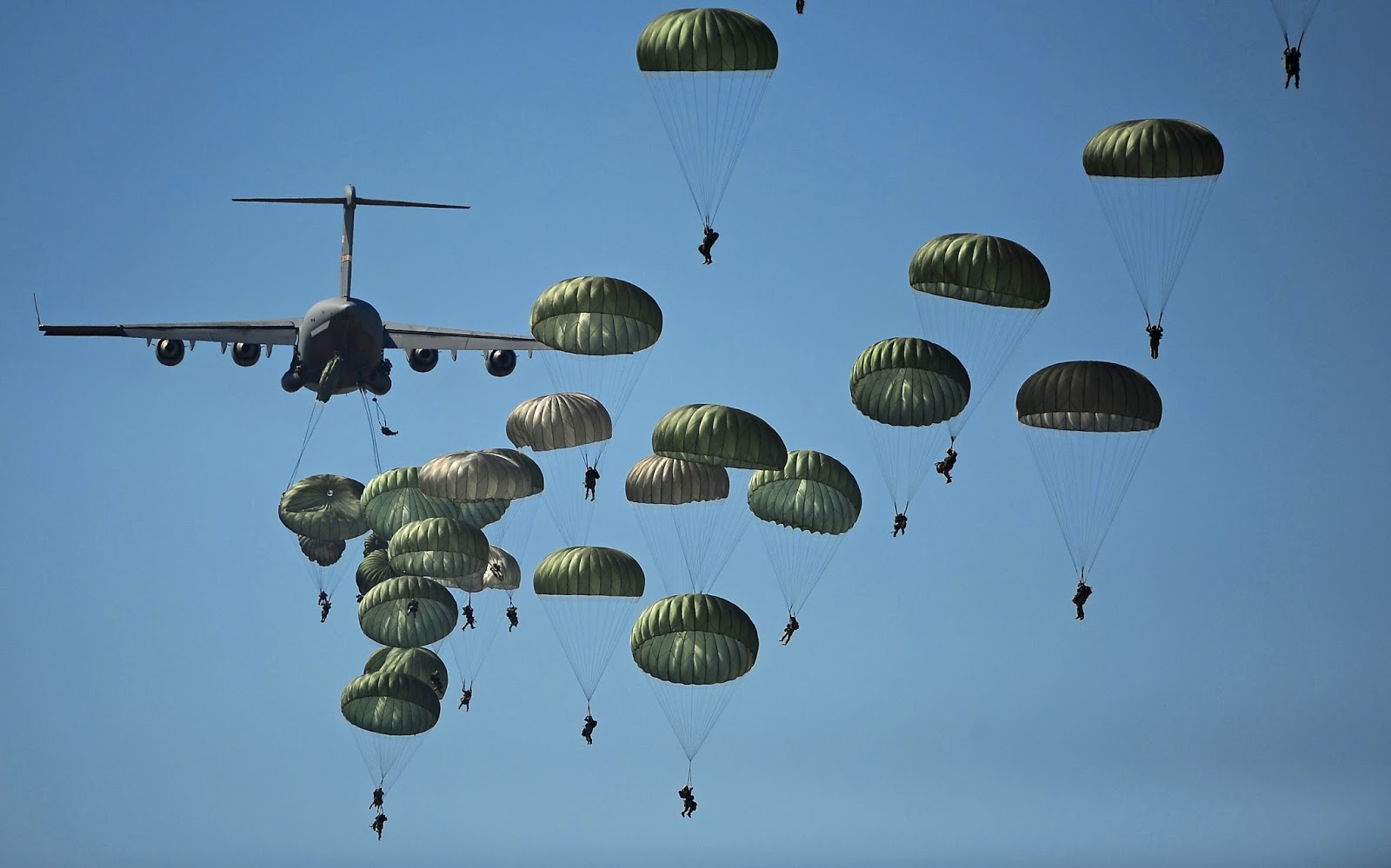 (FULL) WA International News Network - Page 23 Paratroopers