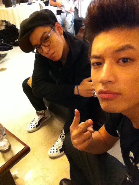 [05.12]Quelques Photos des Bigbang & Se7en avant le concert  Top-se7en