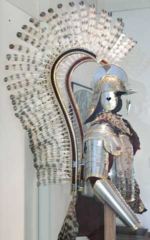 Las armas de los antiguos - Página 9 Poland_Hussar_Armor