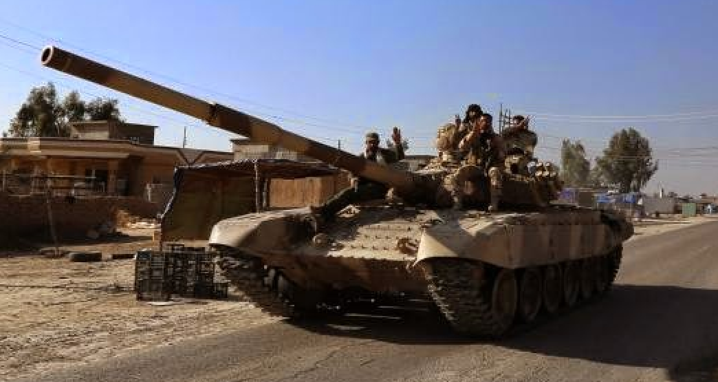 دبابات T-72 ايرانيه داخل العراق !! 7554