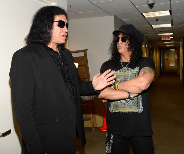 Slash le responde a Gene Simmons tras sus últimas declaraciones 145102656