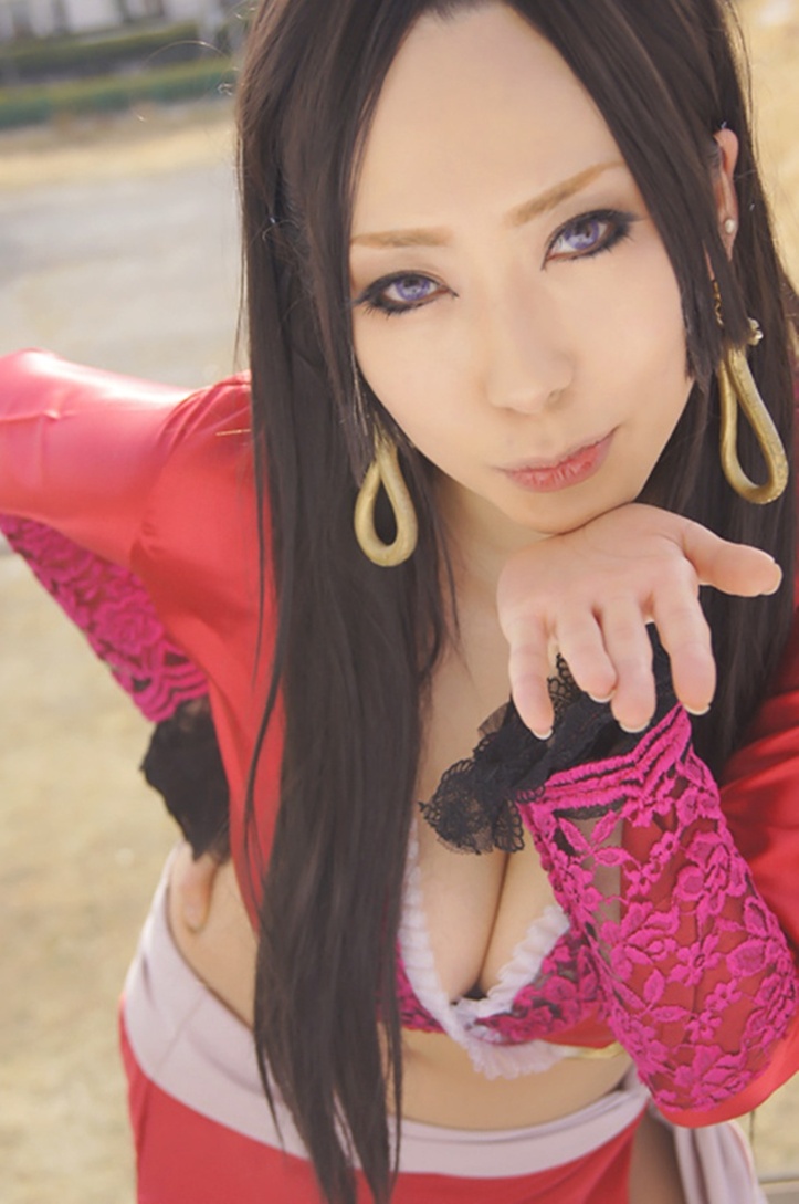 One Piece Cosplay Bilder ^^ - Seite 35 One-Piece-Cosplay-Photography-001-Cry-as-Hebihime