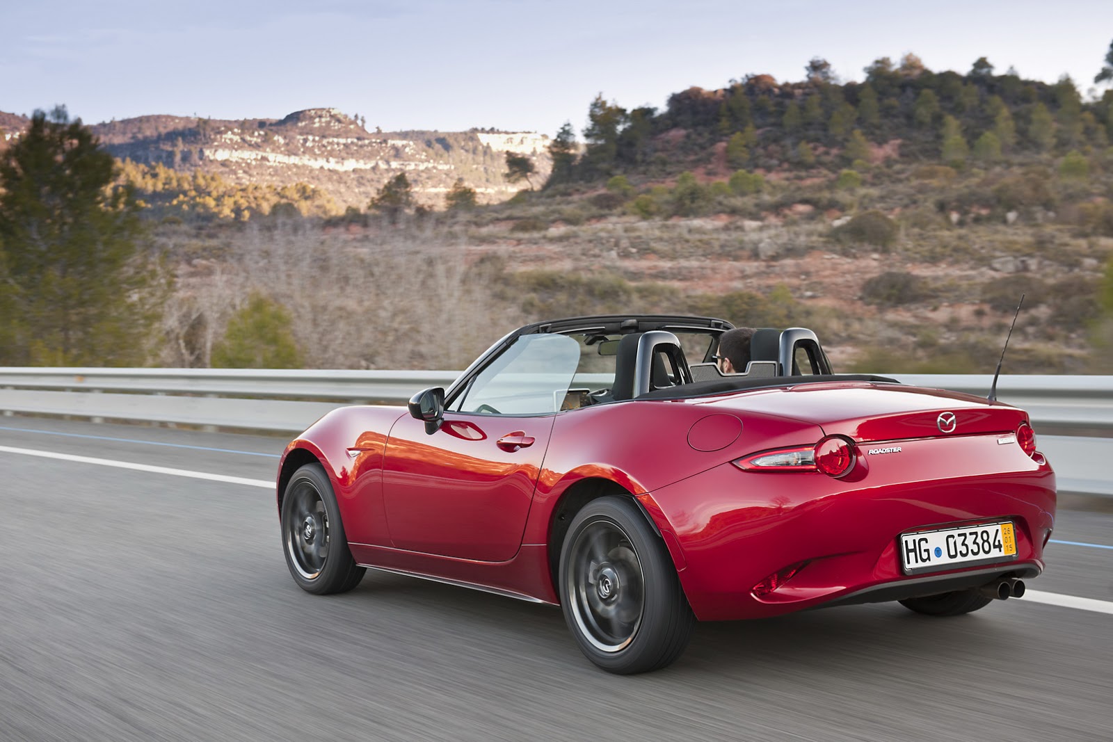 2014 - [Mazda] MX-5 IV - Page 17 2016-Mazda-MX-5-22