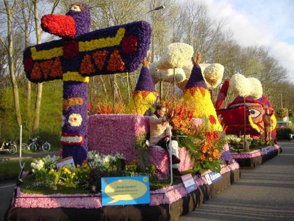 موكب براعم الزهور في هولندا من أجمل الاحتفالات في العالم... Image004-710573