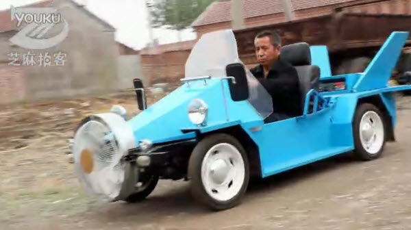 مزارع صيني يصنع سيارة تعمل بطاقة الرياح Beijing-farmer-builds-wind-powered-electric-car-01