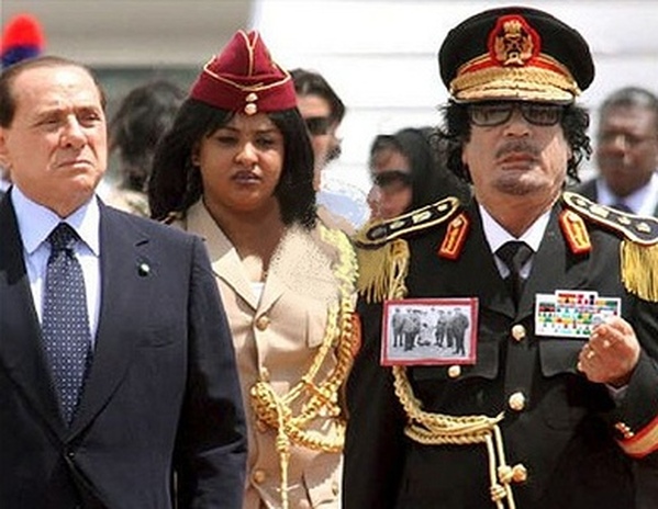 حرص القذافي  الخاص ...... Gaddafi_guard_240087