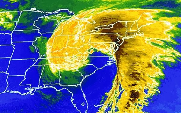 Les super-tempêtes sont causées par le déplacement des pôles magnétiques. Super_storm