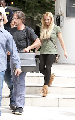 [Fotos] 14 Setembro, Britney em Los Angeles Britney-spears-091411-2