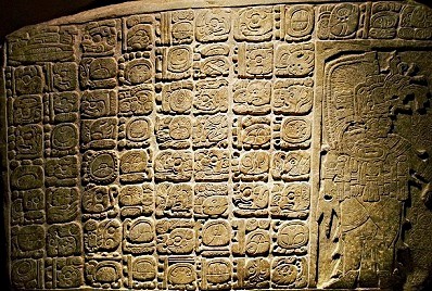 NUEVO DESCUBRIMIENTO MAYAS EN GUATEMALA HABLA DEL FIN DE UNA ERA EN 2012 Fin-del-mundo-maya-inscripciones