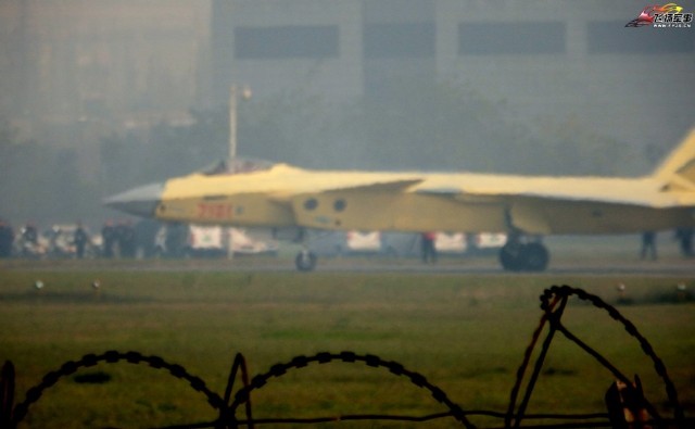 احدث صور للمقاتله الصينيه  J-20  PLAAF%2BJ-20%2Blatest%2BPhotos%2B2