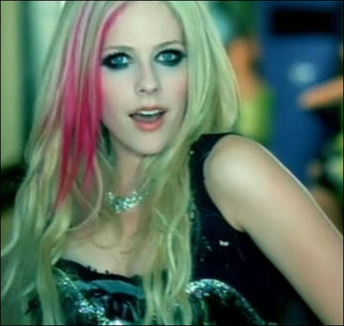 avril lavigne pic 524_a3d42e8548ae650eb396da4d27a39ef0_1201700936_0