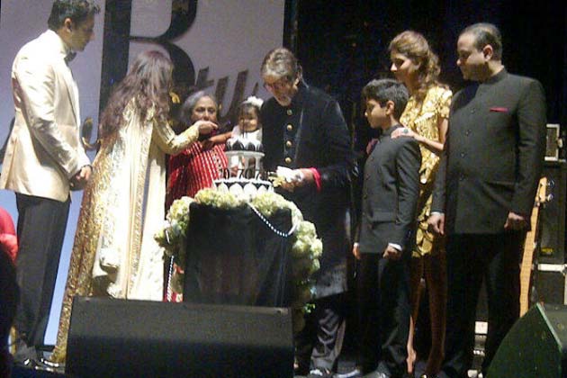 Aaradhya Bachchan at Big B Amitabh Bachchan's 70th Birthday Bash Aara1