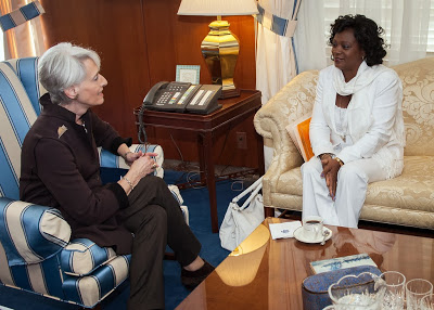 Senior U.S. State Dept. official meets with leader of Cuba’s Ladies in White Wsbs