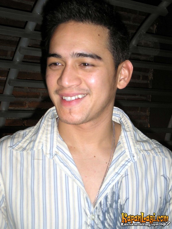 Top Most Handsome Indonesian Actor Foto-foto-mario-lawalata-22