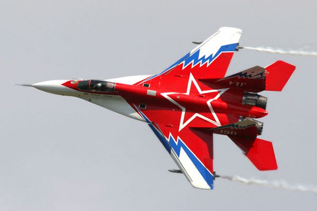 اجمل صور اقوى طائرات الجيل الرابع وطائرات الرابع والنصف Mig-35_Russian_Fighter_Jet