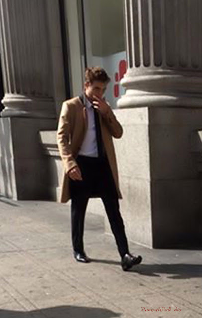 14 Julio - Nuevas/Antiguas Fotos de Rob para Dior!!! Recortada