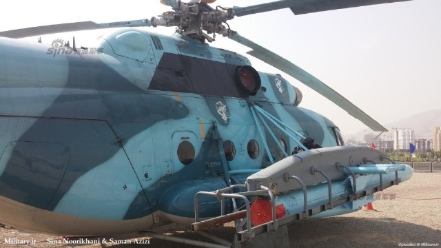 مروحية Mi-17 ايرانيه محمله بصواريخ C-802 الصينيه المضاده للسفن  Iranian%2BMi17%2Bwith%2BC-802%2Bversion%2Bof%2BChinese%2Banti-ship%2Bmissile%2BYJ-8%2B3