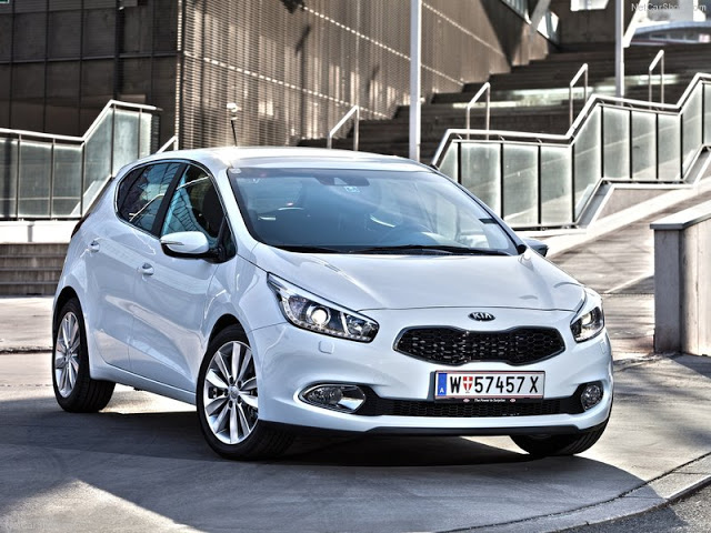 كيا سييد2013 Kia-Ceed_2013_800x600_wallpaper_01