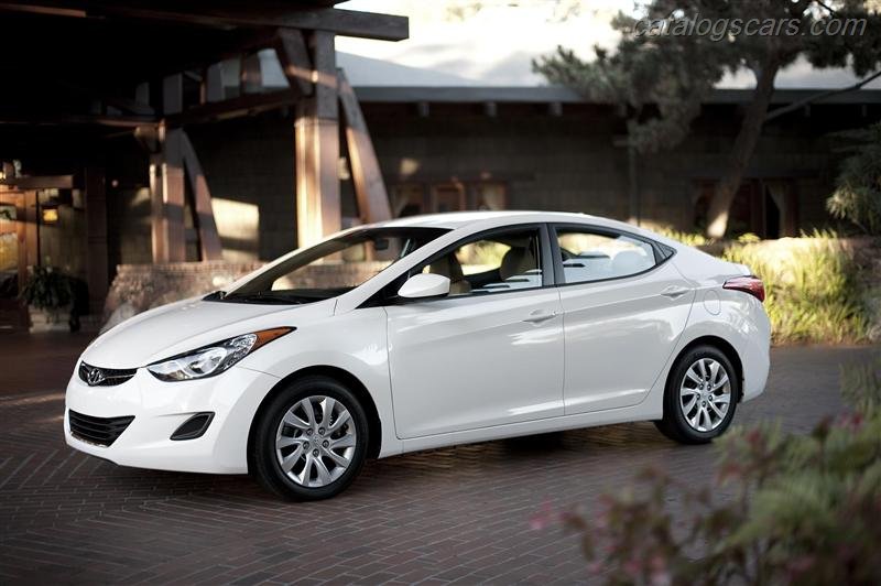 صور سيارة هيونداى النترا 2013 Hyundai Elantra Hyundai-Elantra-2012-08