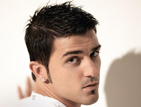 صور ديفيد ( برشلونة ) David%20Villa%20New%20Hairstyles%202011