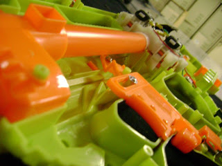 2011 New Nerf Releases - The Definitive thread - Page 9 316475_10150348387058634_725343633_8412085_116246983_n