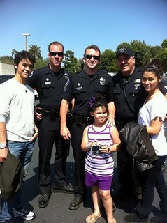 BooBoo Garden Grove'da "Strawberry Festival" Karesi Straw