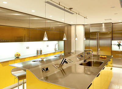 تصميم مطبخ راقي جدا - تصميم مطبخ راقي جدا من تصاميم سينديرو Modern-yellow-kitchen-snaidero-venus-2-thumb